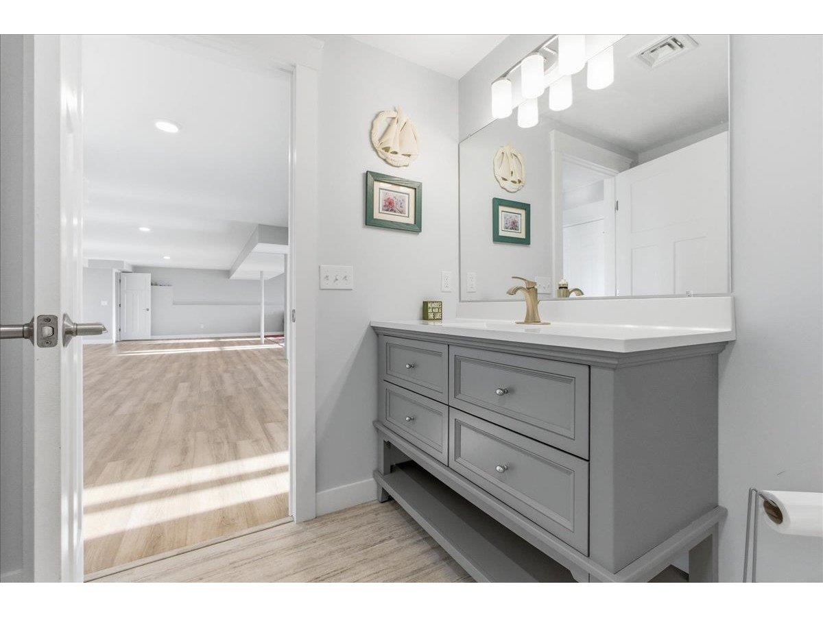405 Harriet Drive, Unit B
