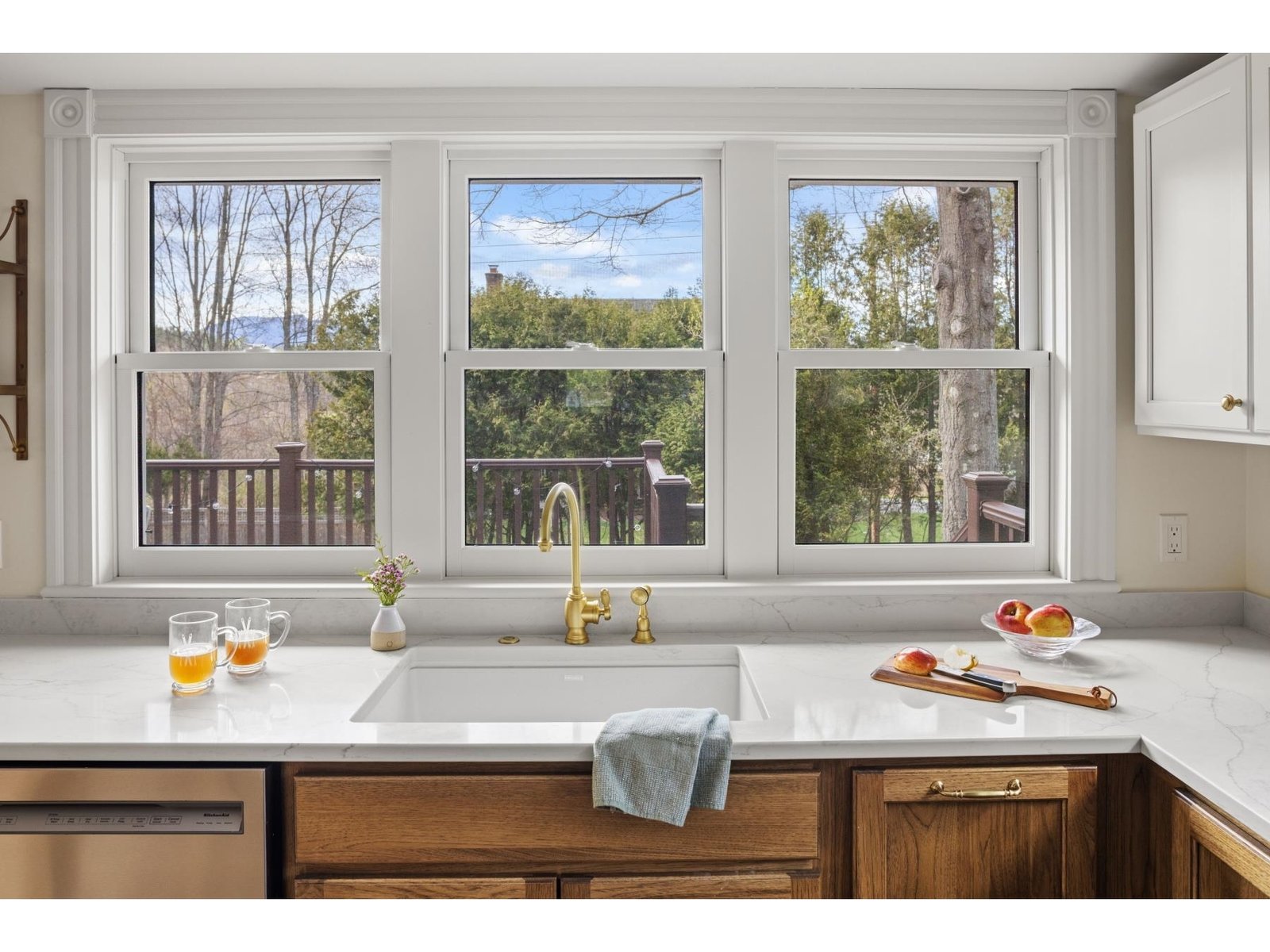 Dish duty comes with a view