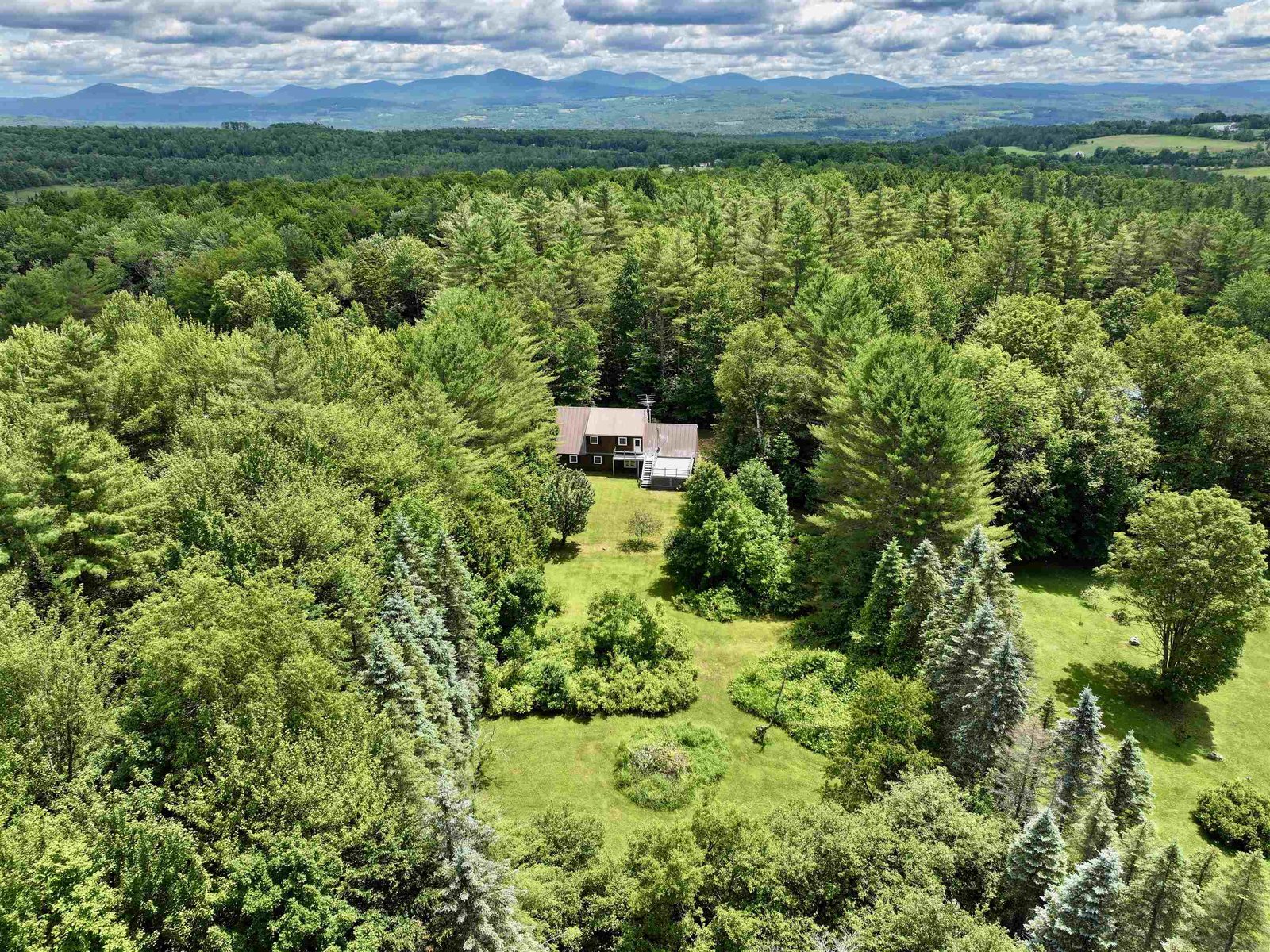 405 Powder Horn Glen Road