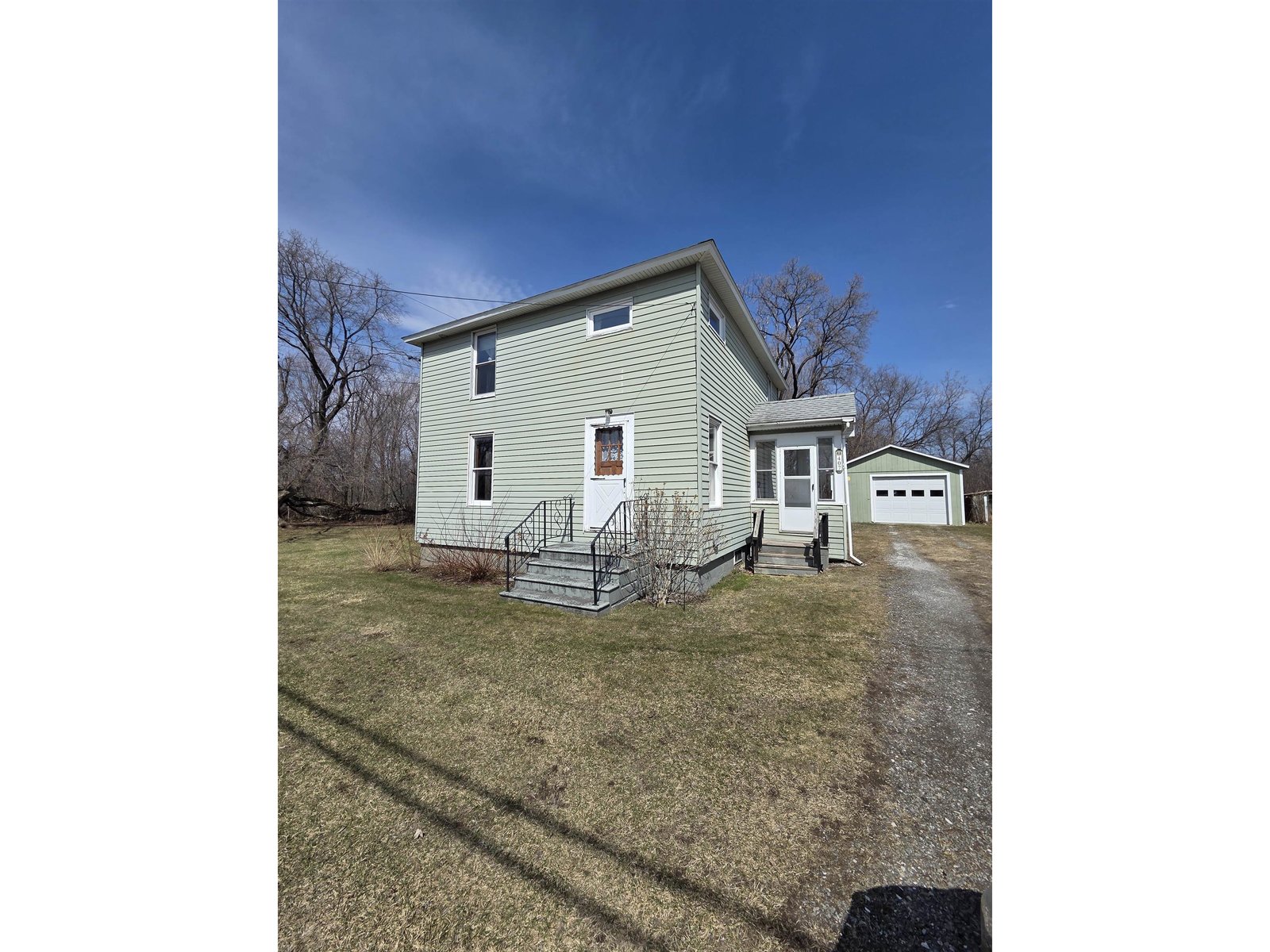 407 Lake Road