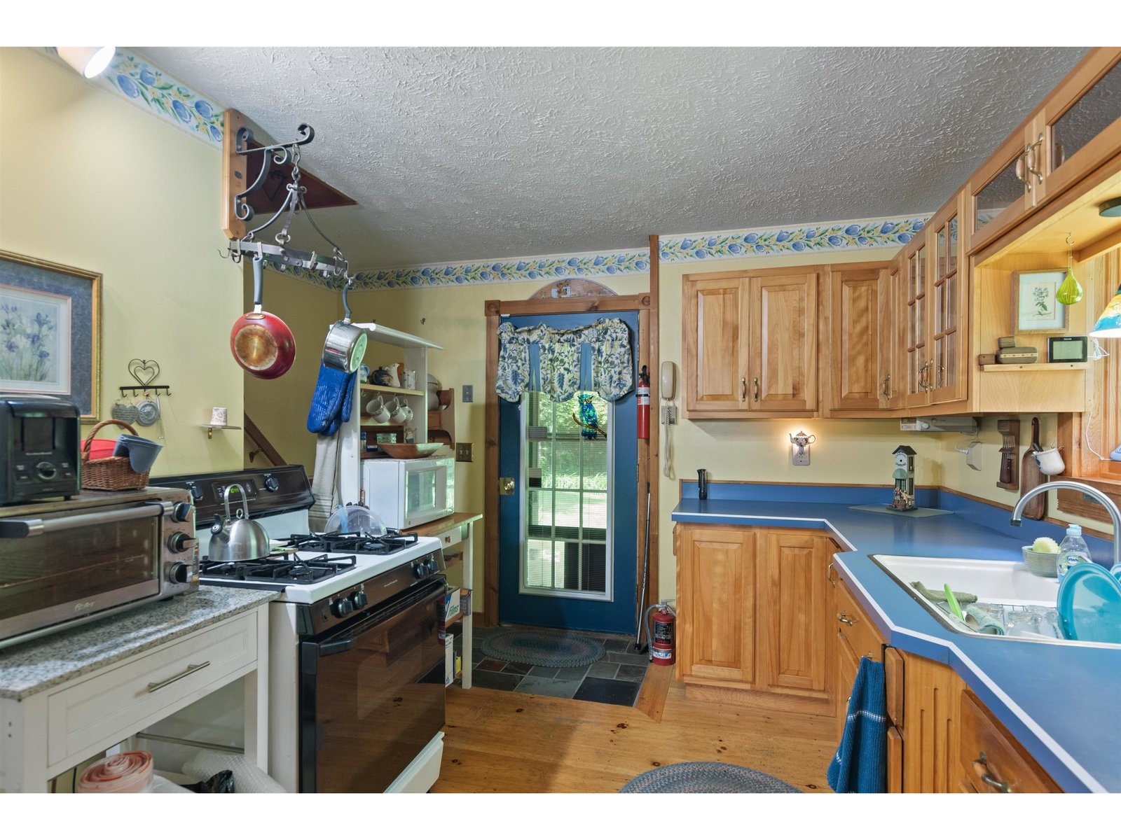 408 Blackwoods Road