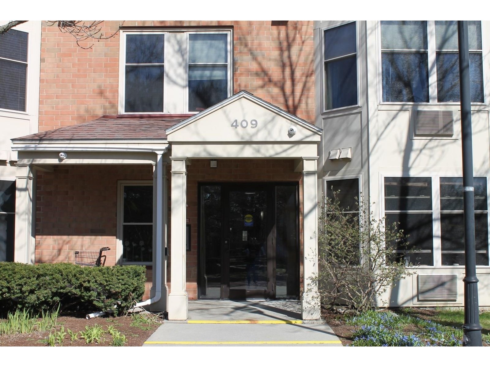409 Farrell Street, Unit 203
