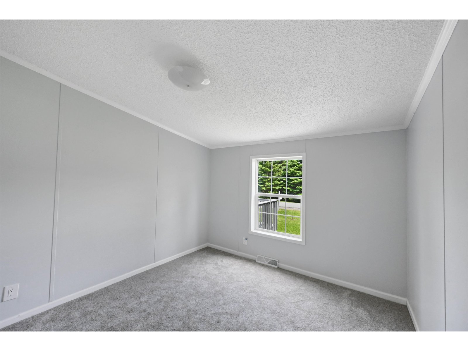409 Seaver Road