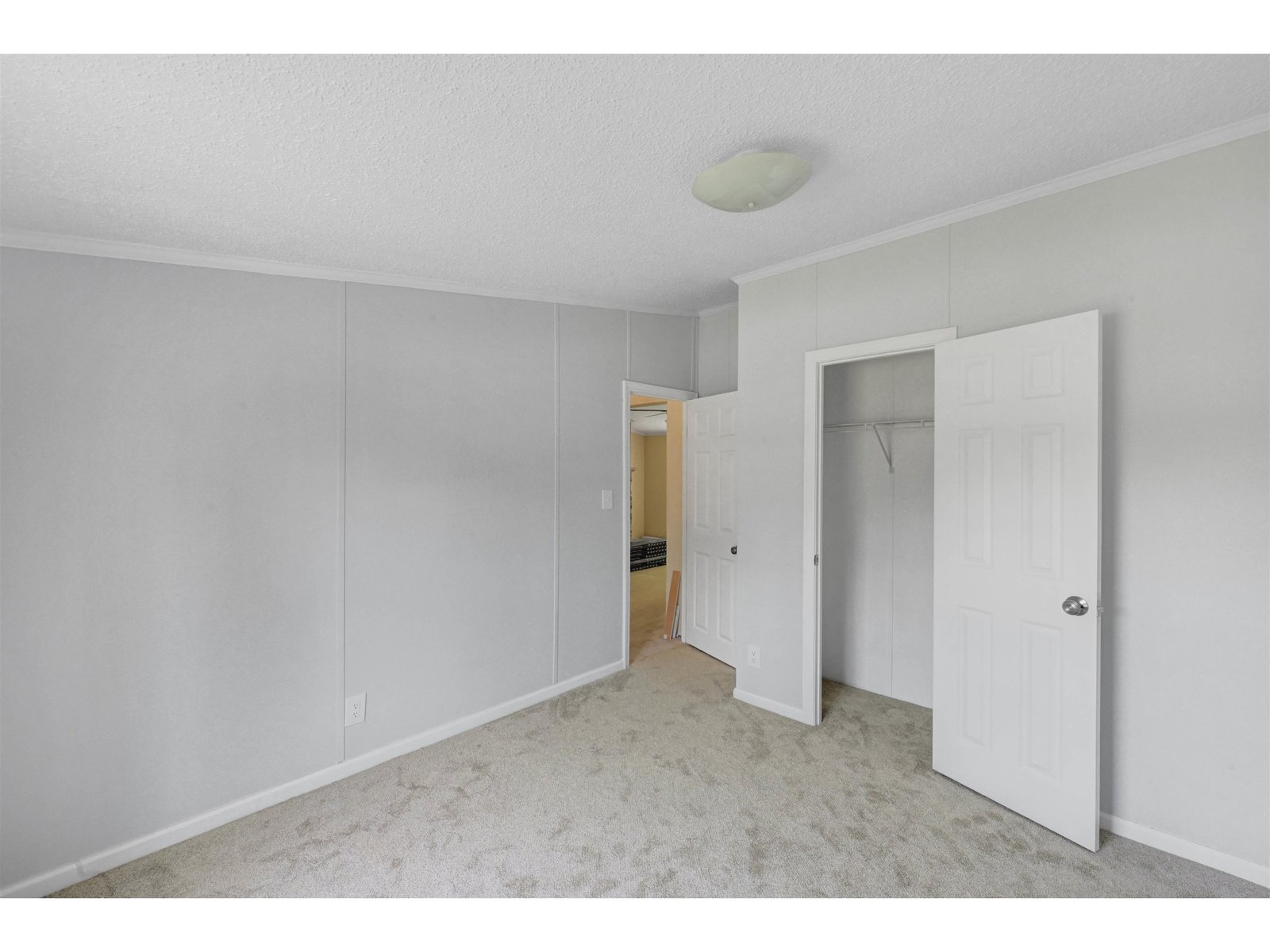 409 Seaver Road