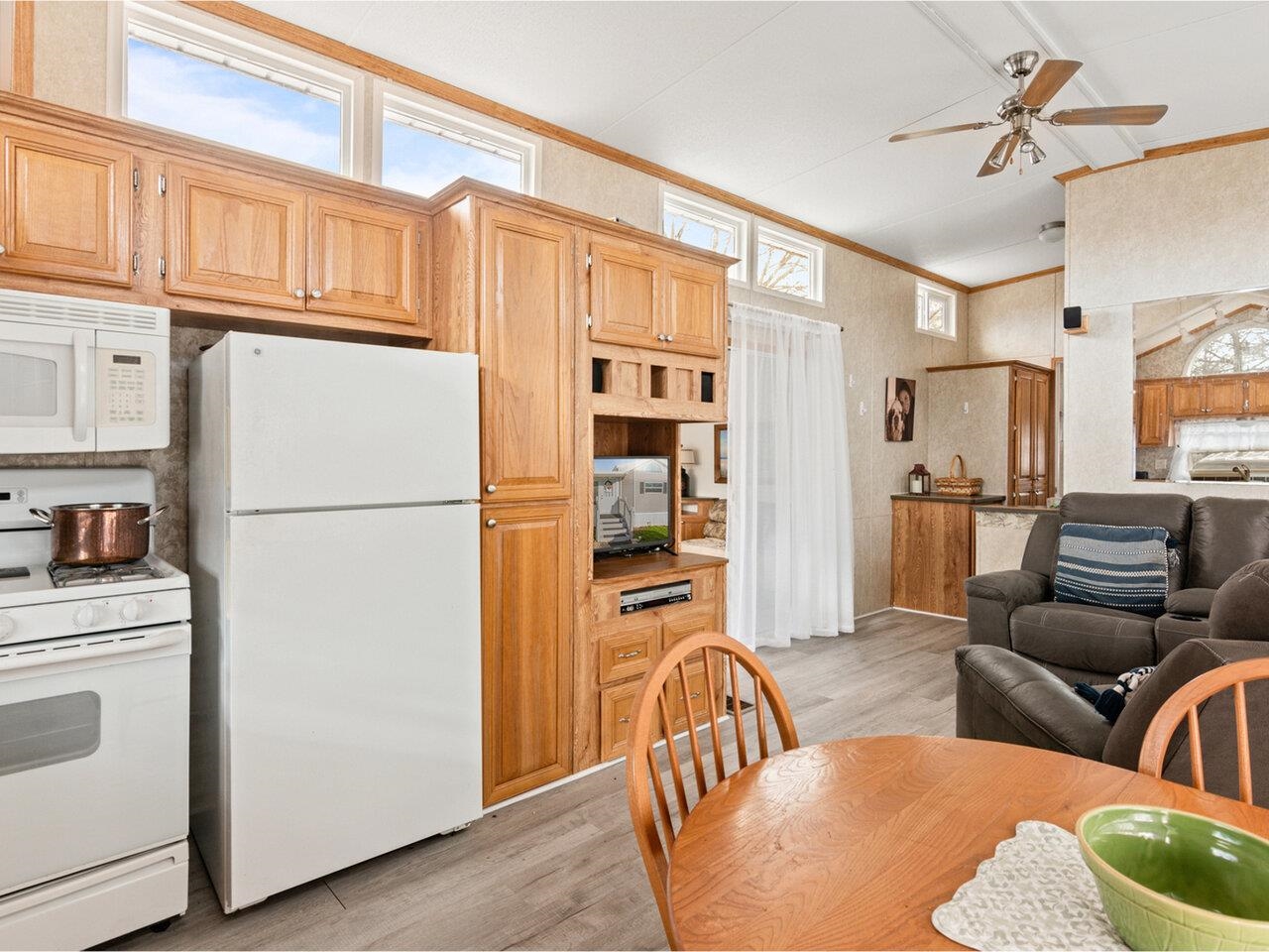 41 Island Circle