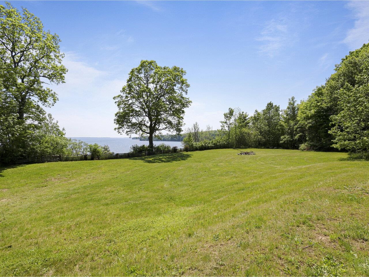 41 Island Circle