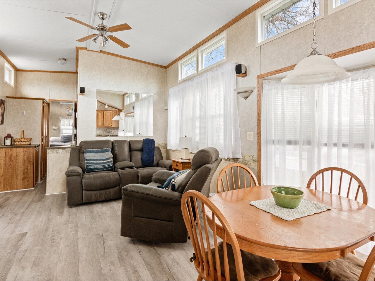 41 Island Circle