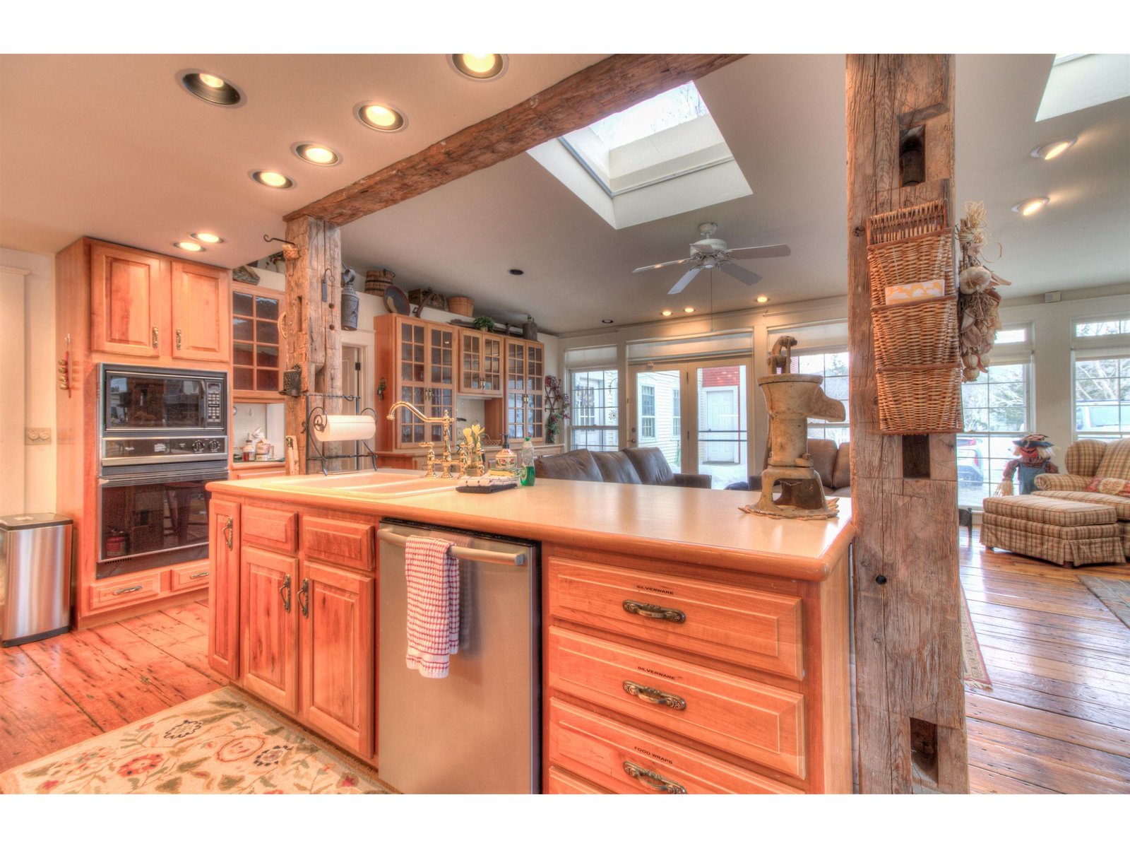 41 Lawrence Hill Road