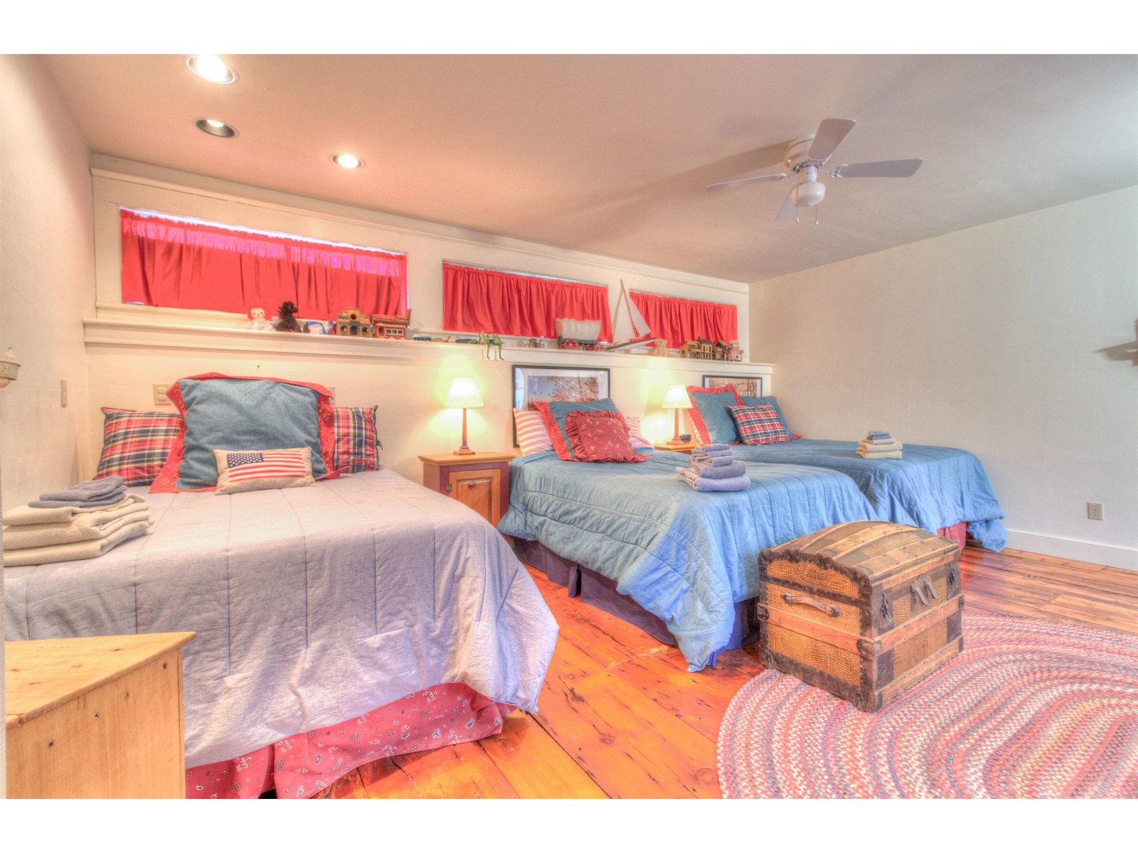 Rec Room or Bedroom