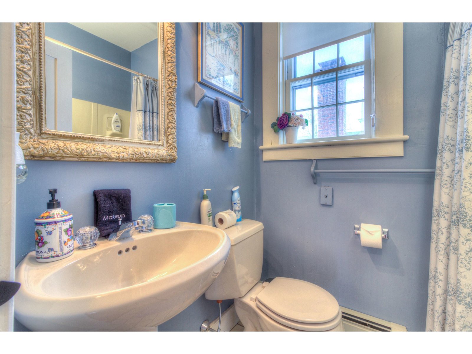2nd Floor Full Bath