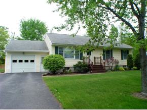 41 Maple Leaf Ln