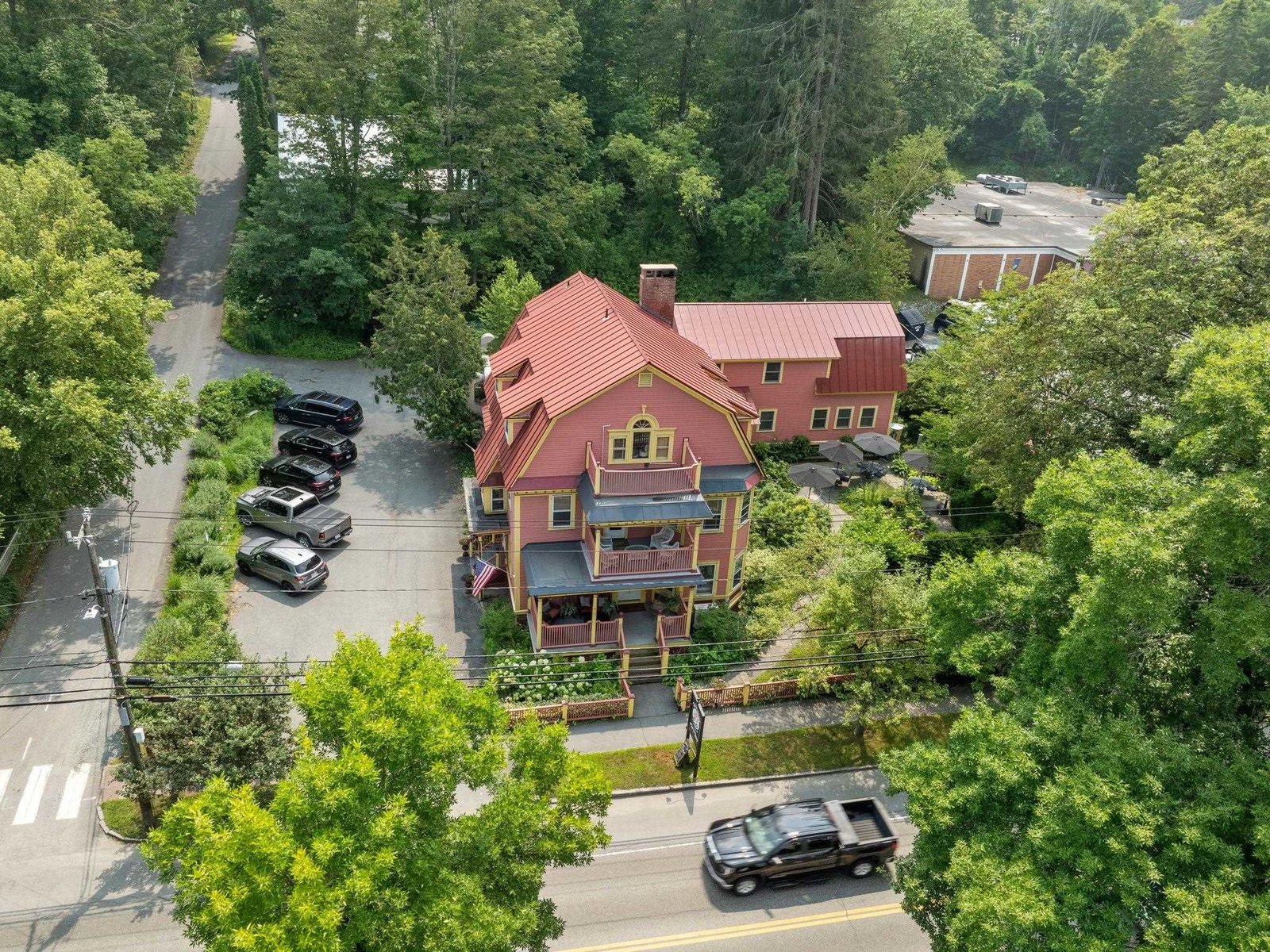 41 Pleasant Street