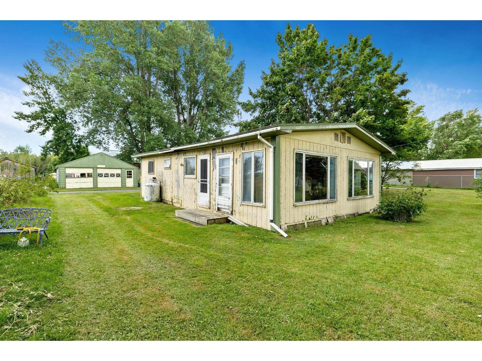 41 Senesac Place Isle La Motte, Vermont Sold in 2022