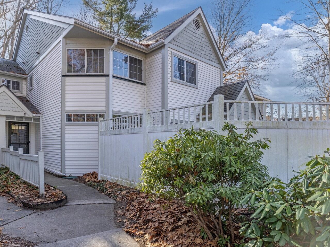 41 Winding Brook Drive, South Burlington