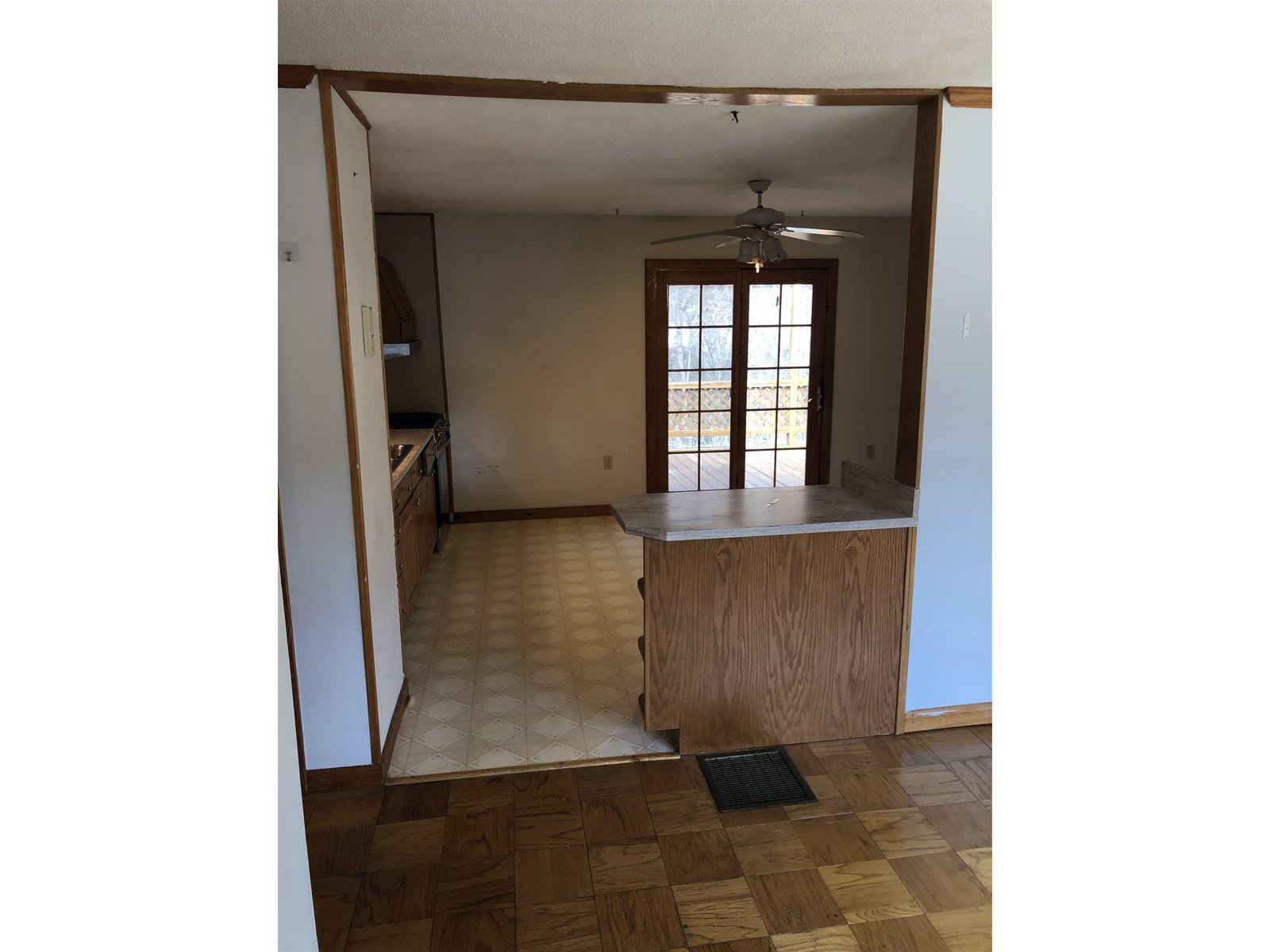 41 Woodcrest Circle