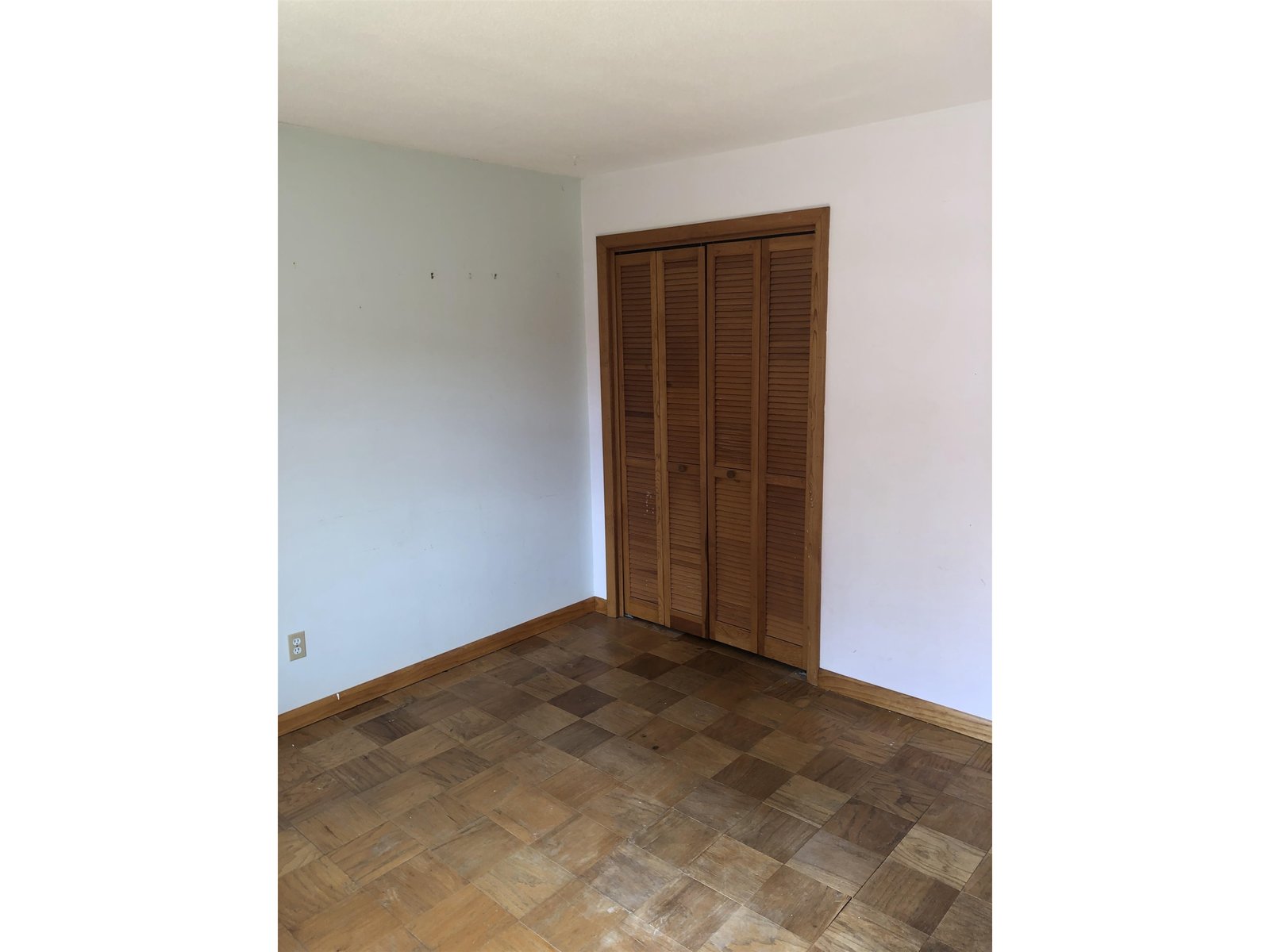 41 Woodcrest Circle