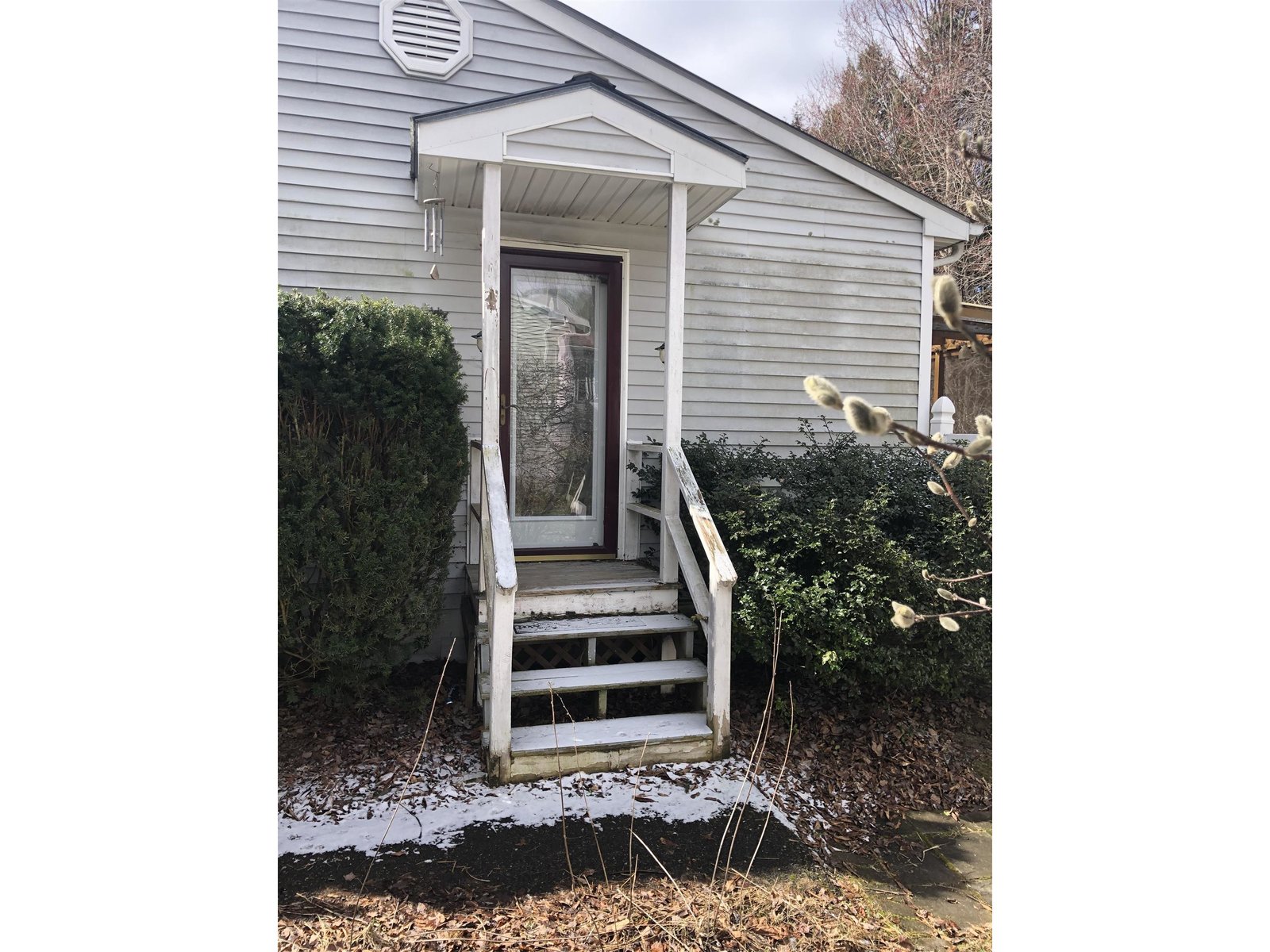 41 Woodcrest Circle