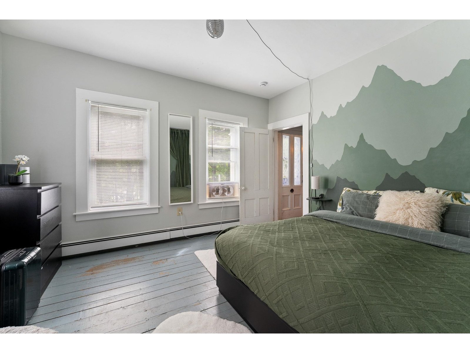 Main level bedroom 1