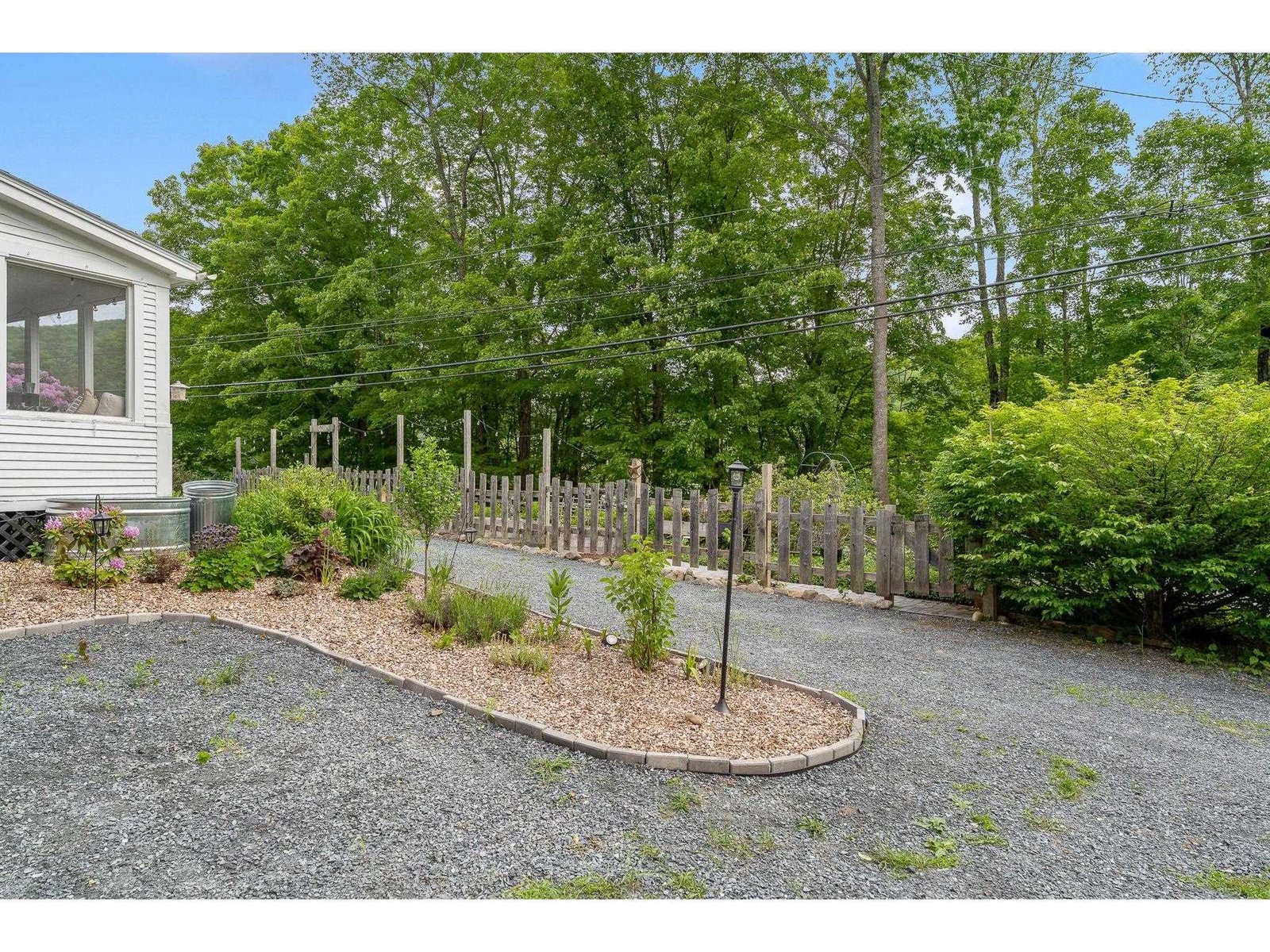 410 Upper Road