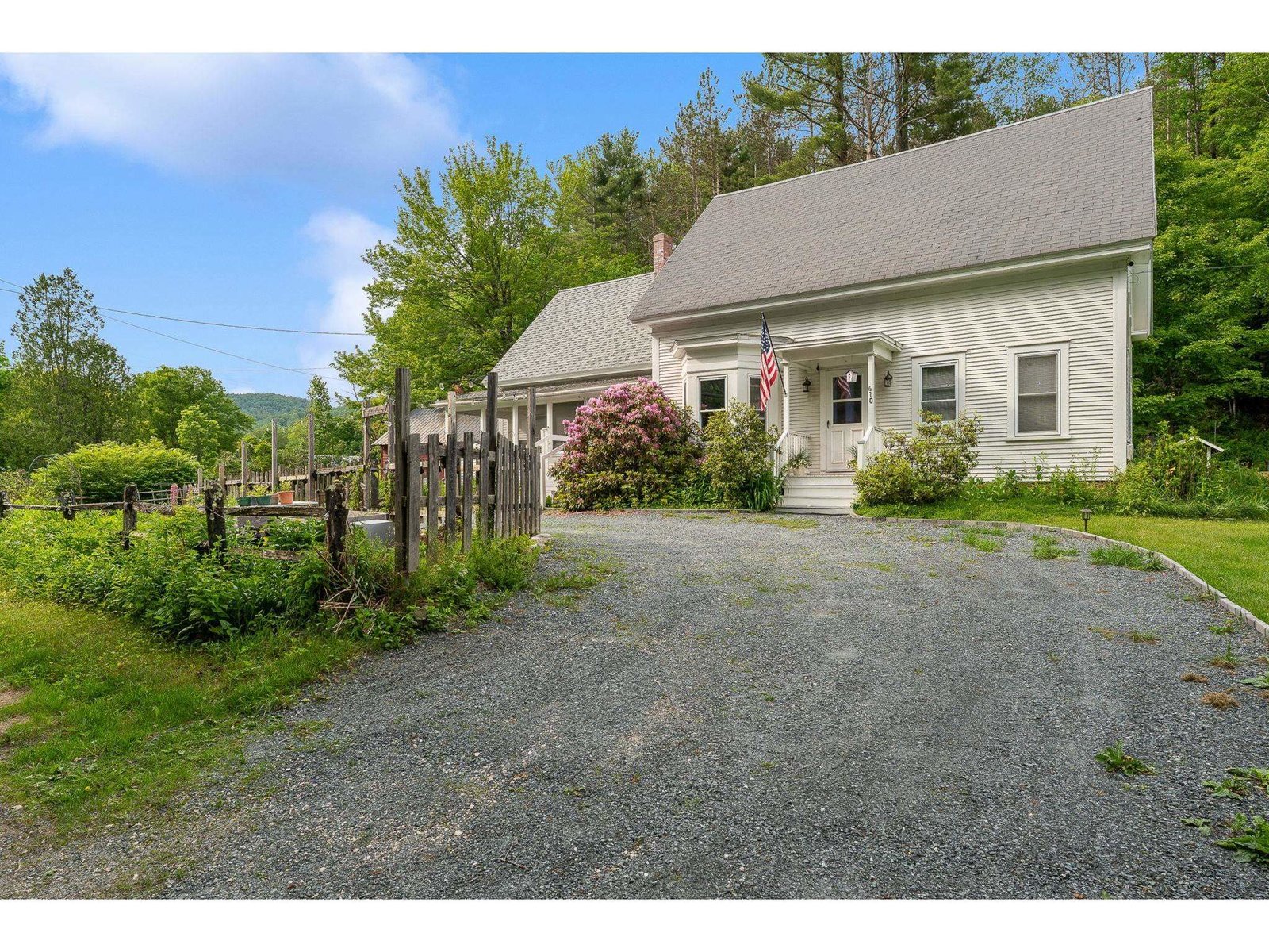 Driveway to Farmhouse