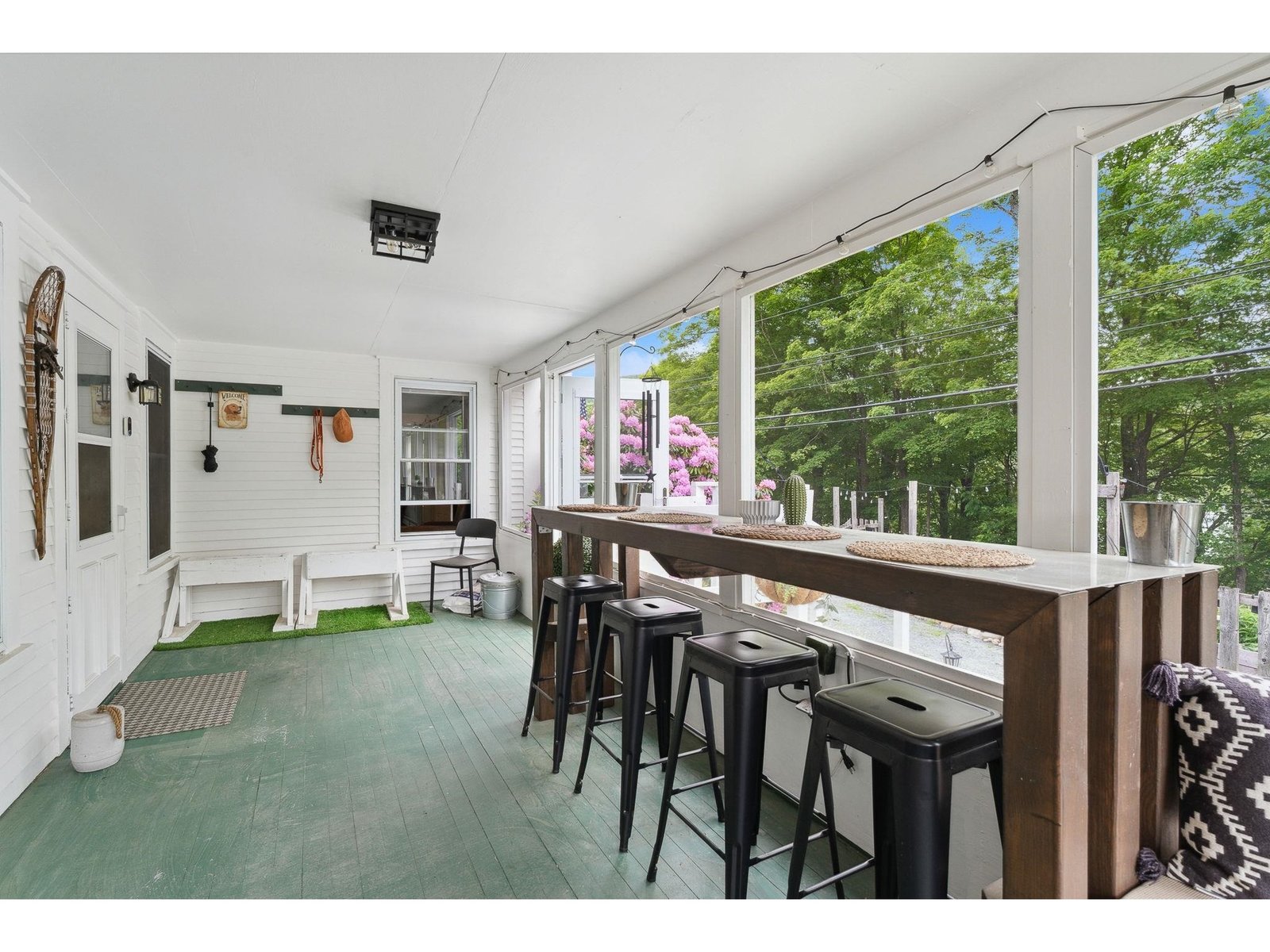 Breakfast bar overlooking gardens