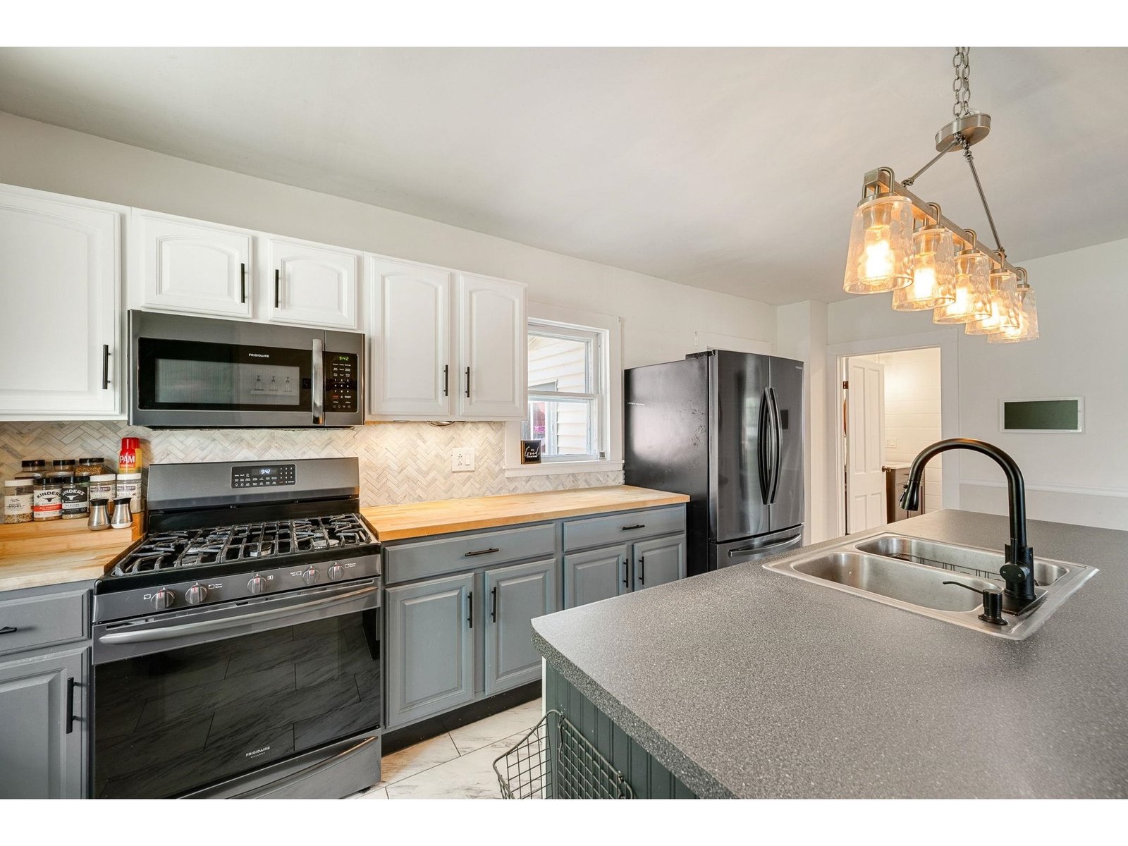 411 Ethan Allen Highway