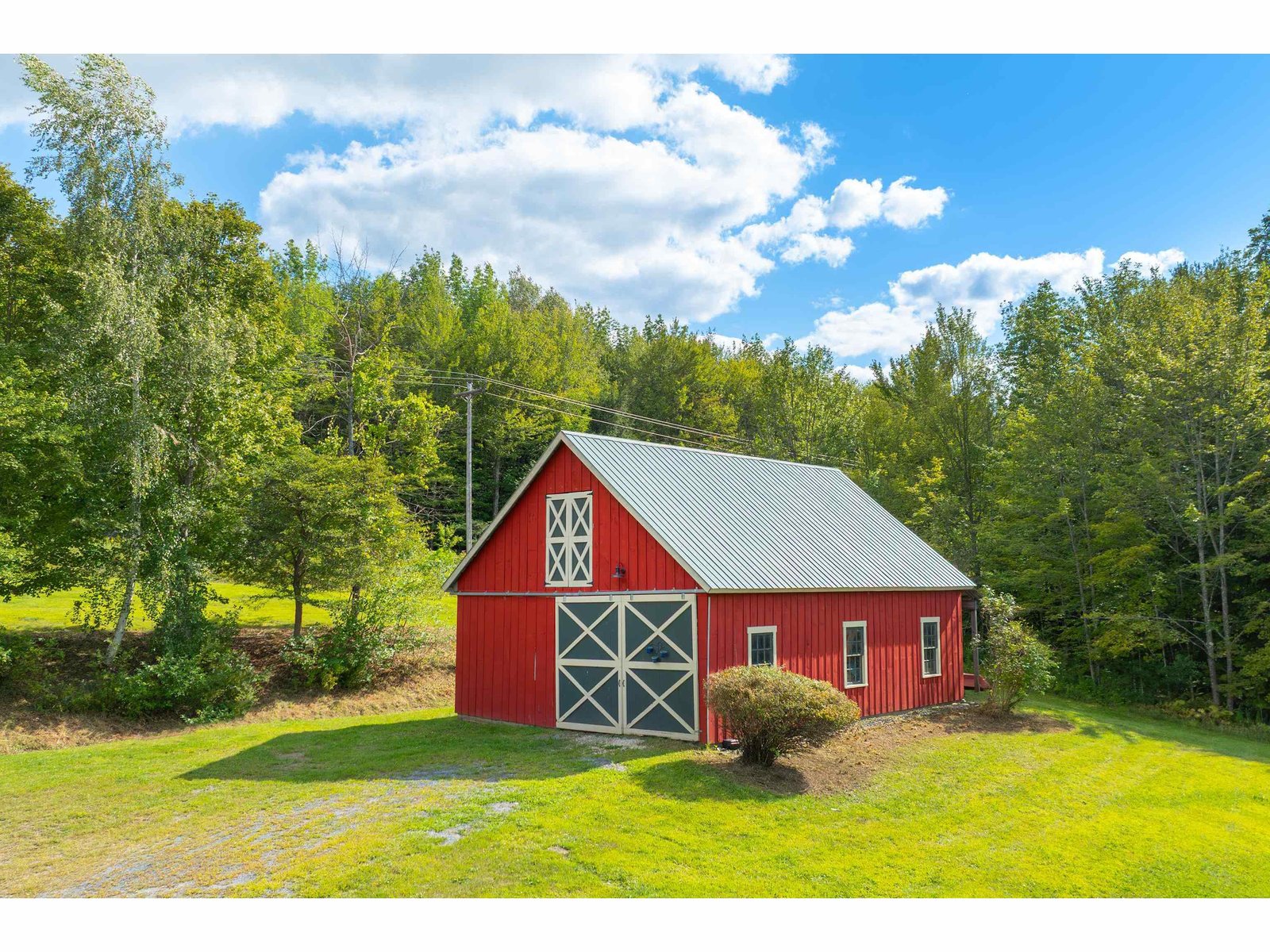 411 Wood Road