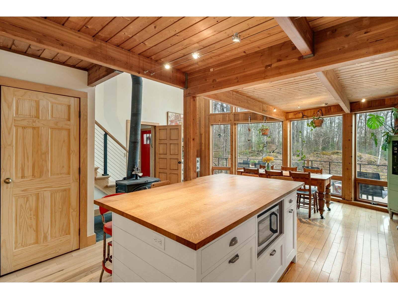Modern kitchen
