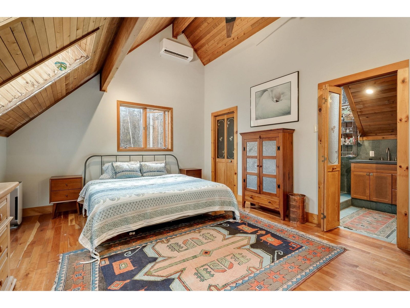 Loft area perfect for home office space