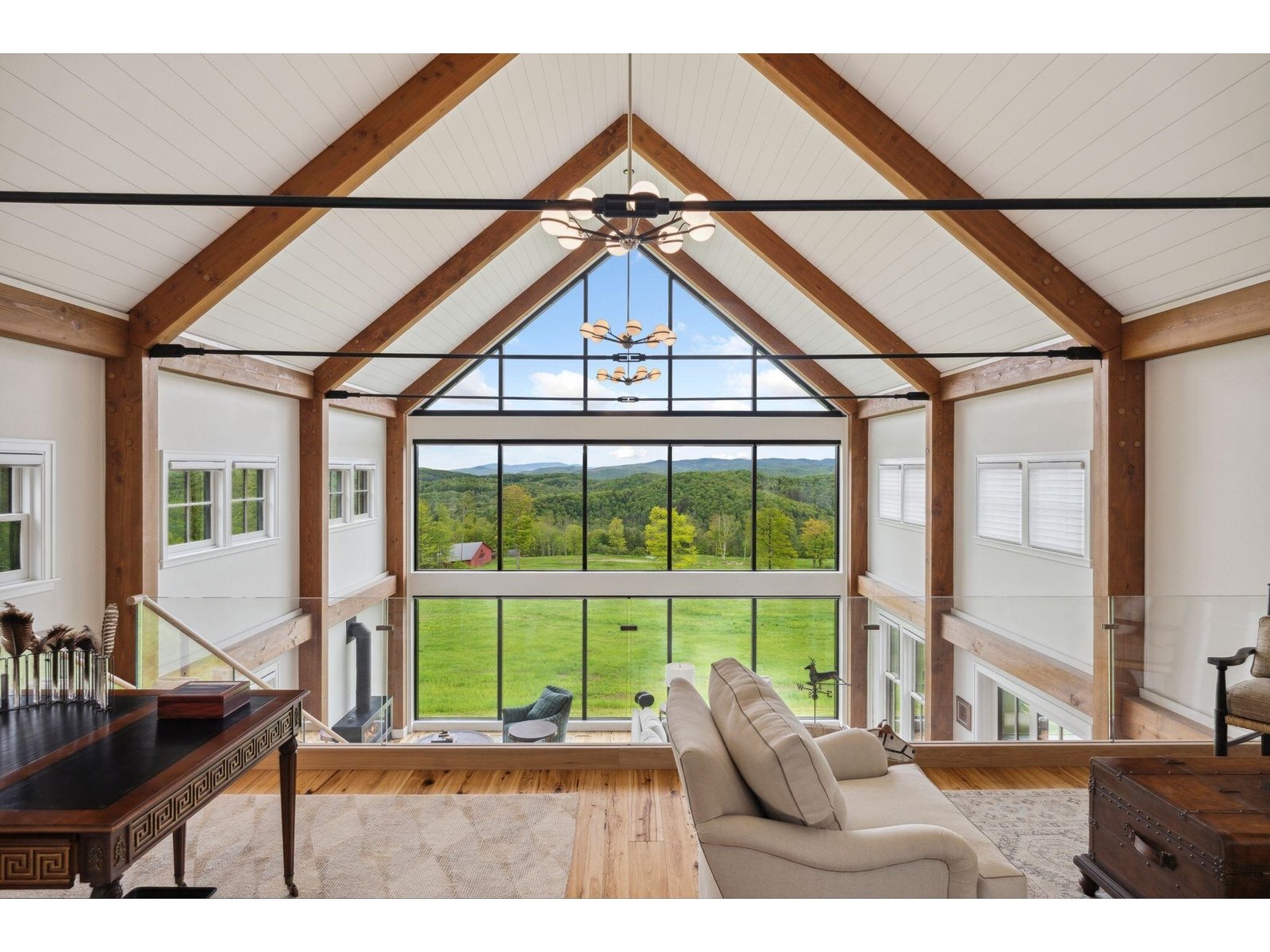 412 Skyland Lane