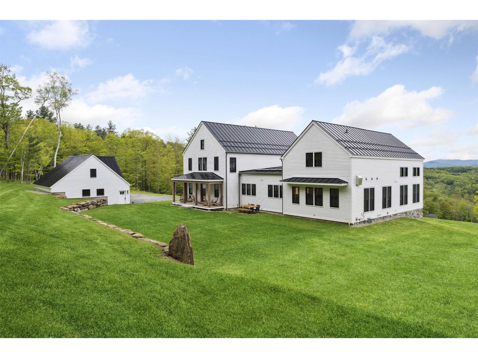 412 Skyland Lane