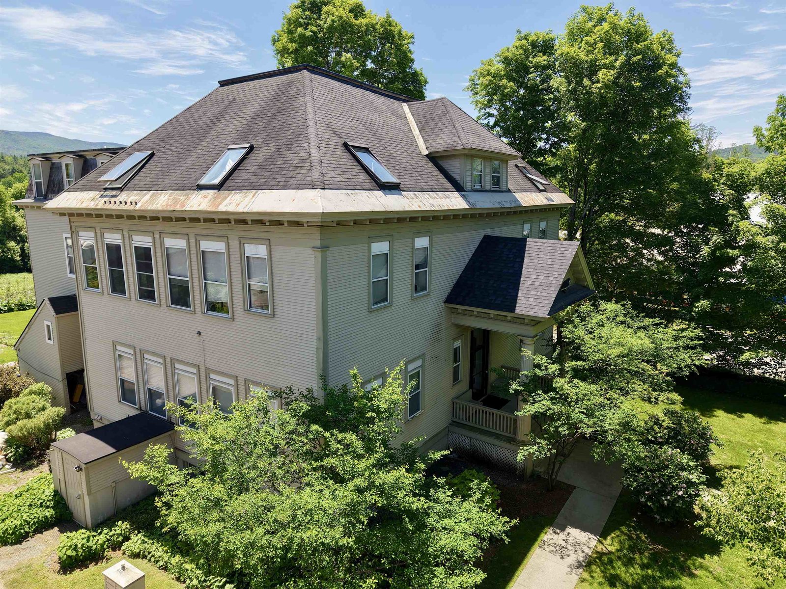 4125 Main Street, Unit 6