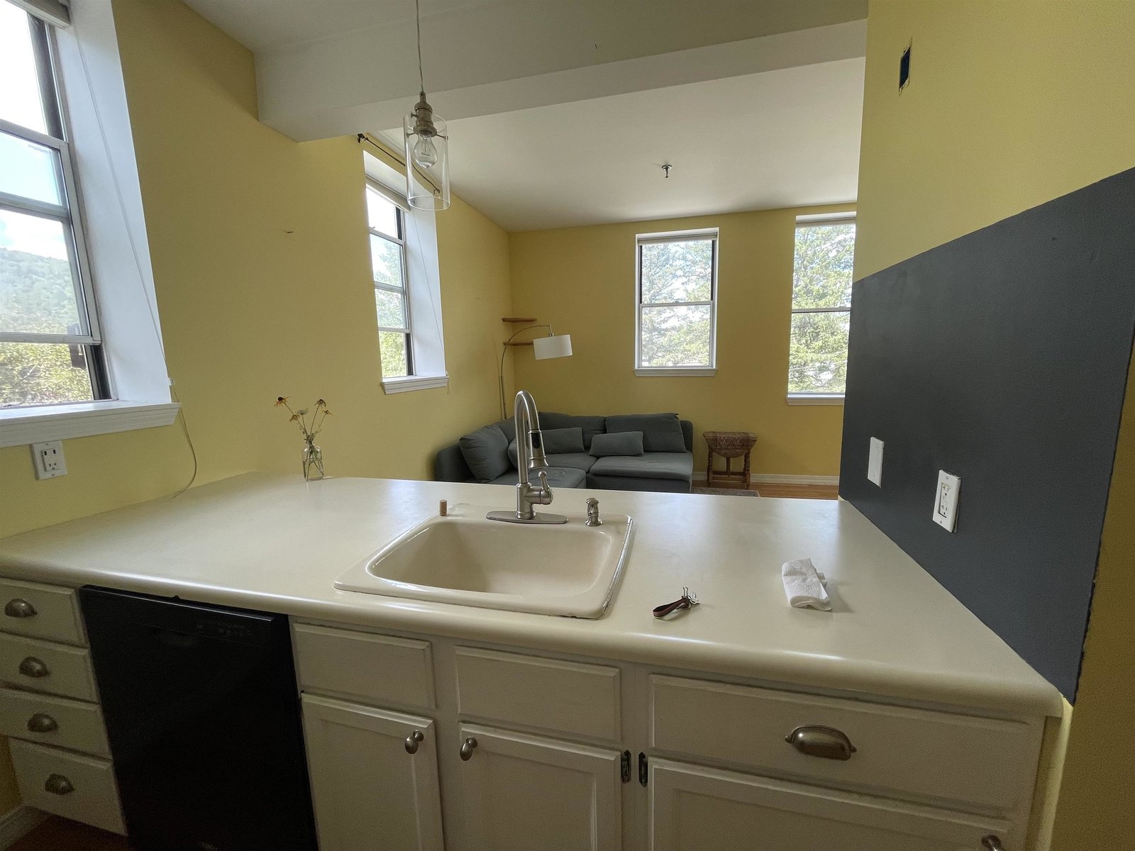 4125 Main Street, Unit 6