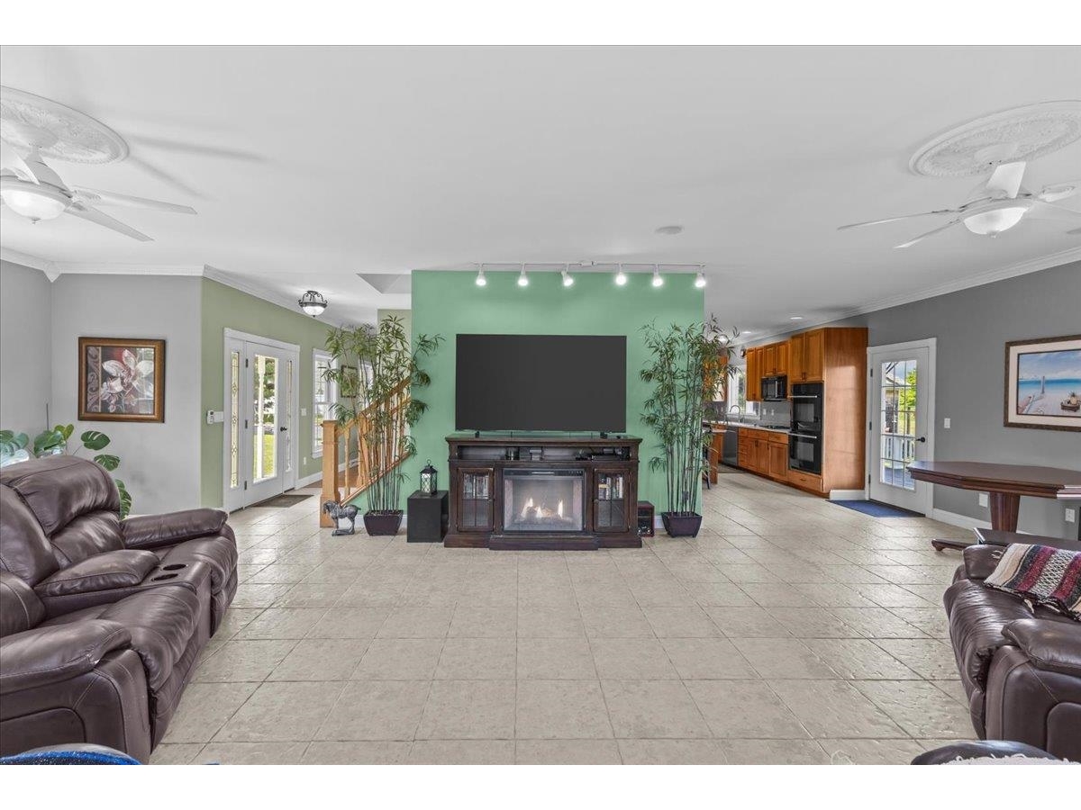 413 Hibbard Road