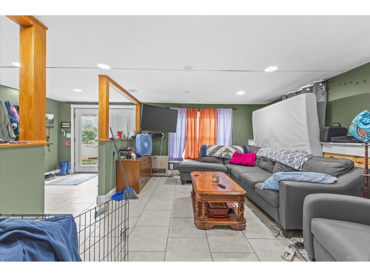413 Hibbard Road