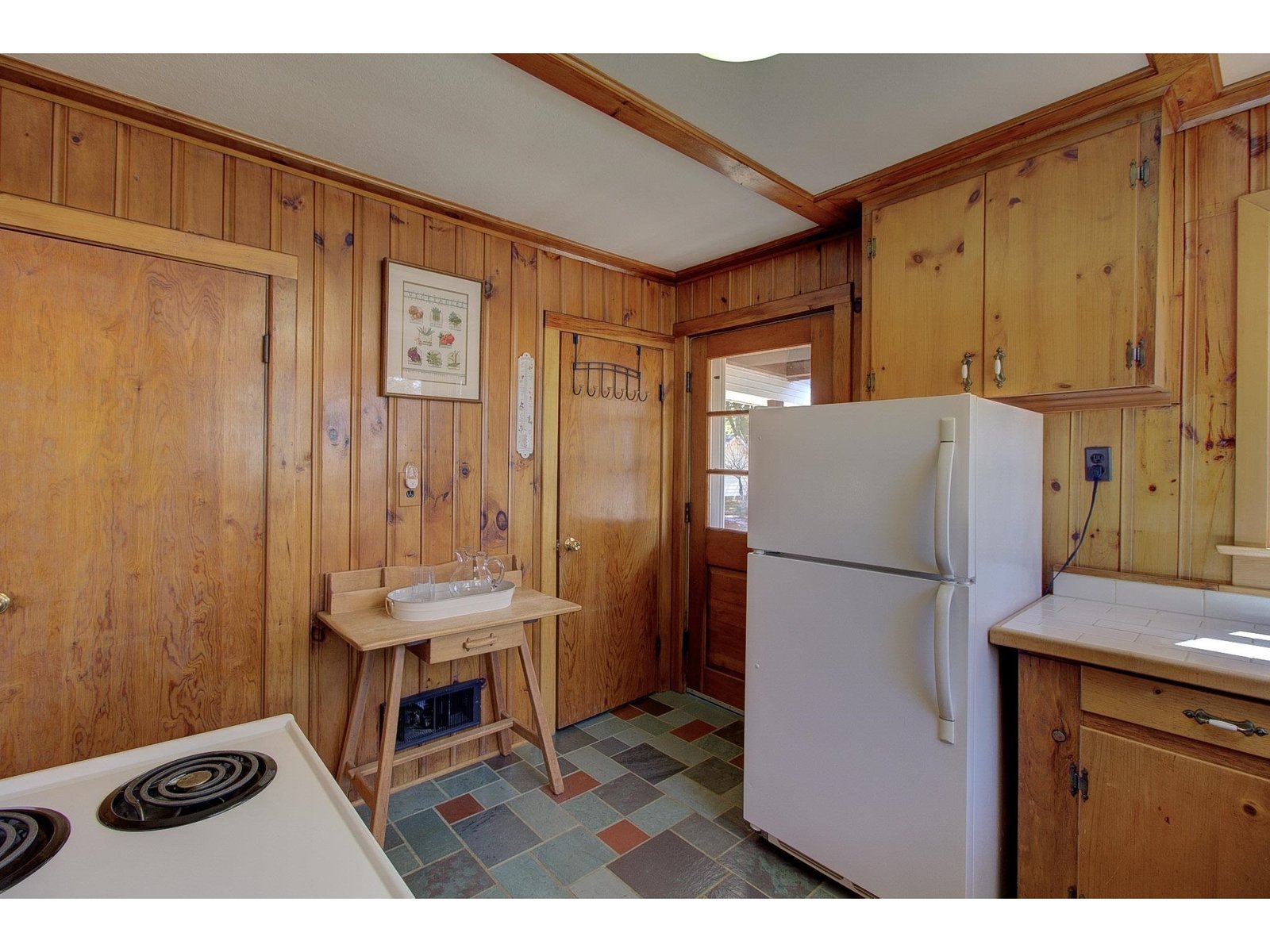 4131 West Shore Road