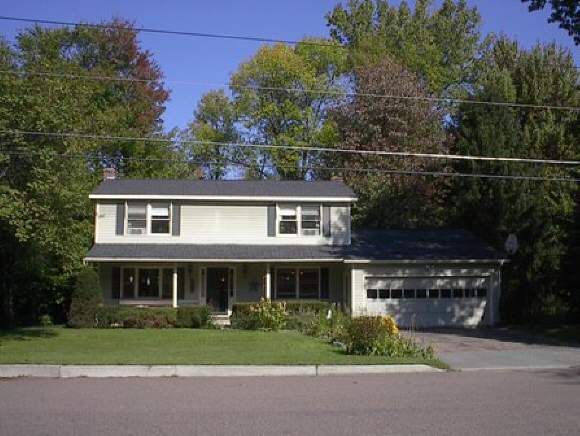 415 Longmeadow Dr