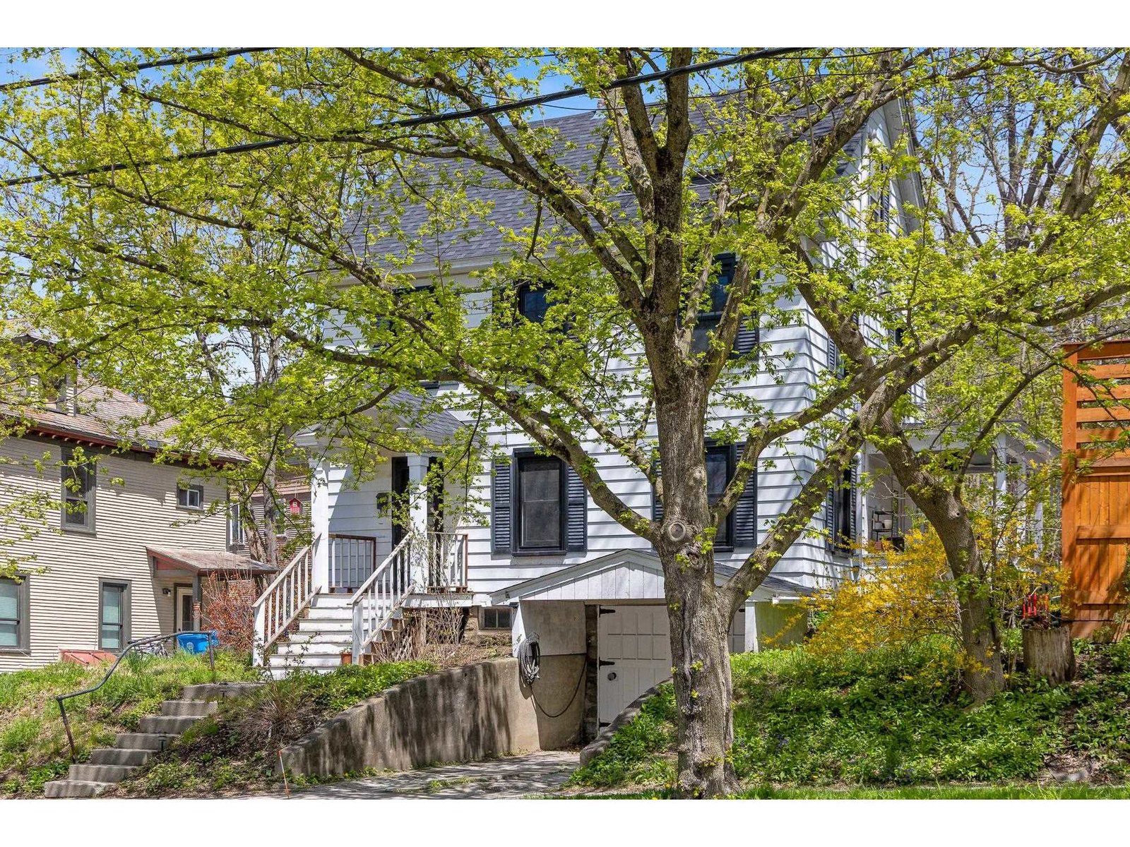 418 Saint Paul Street