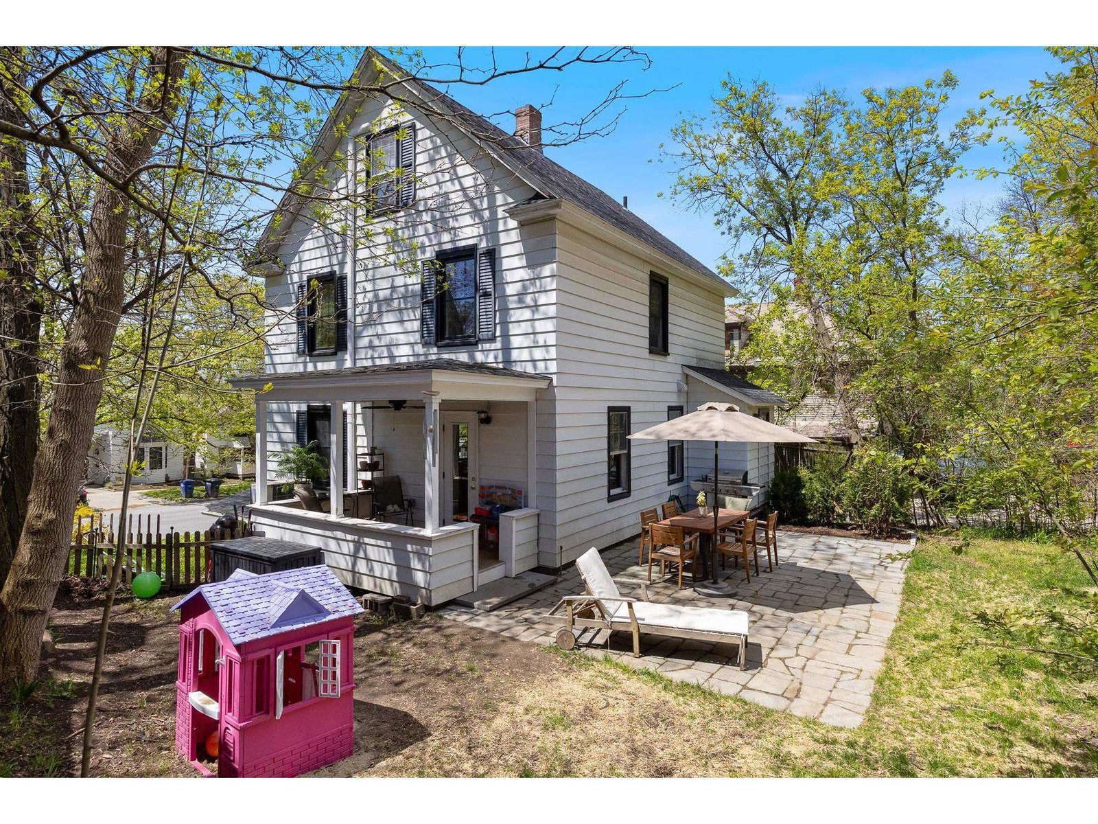 418 Saint Paul Street