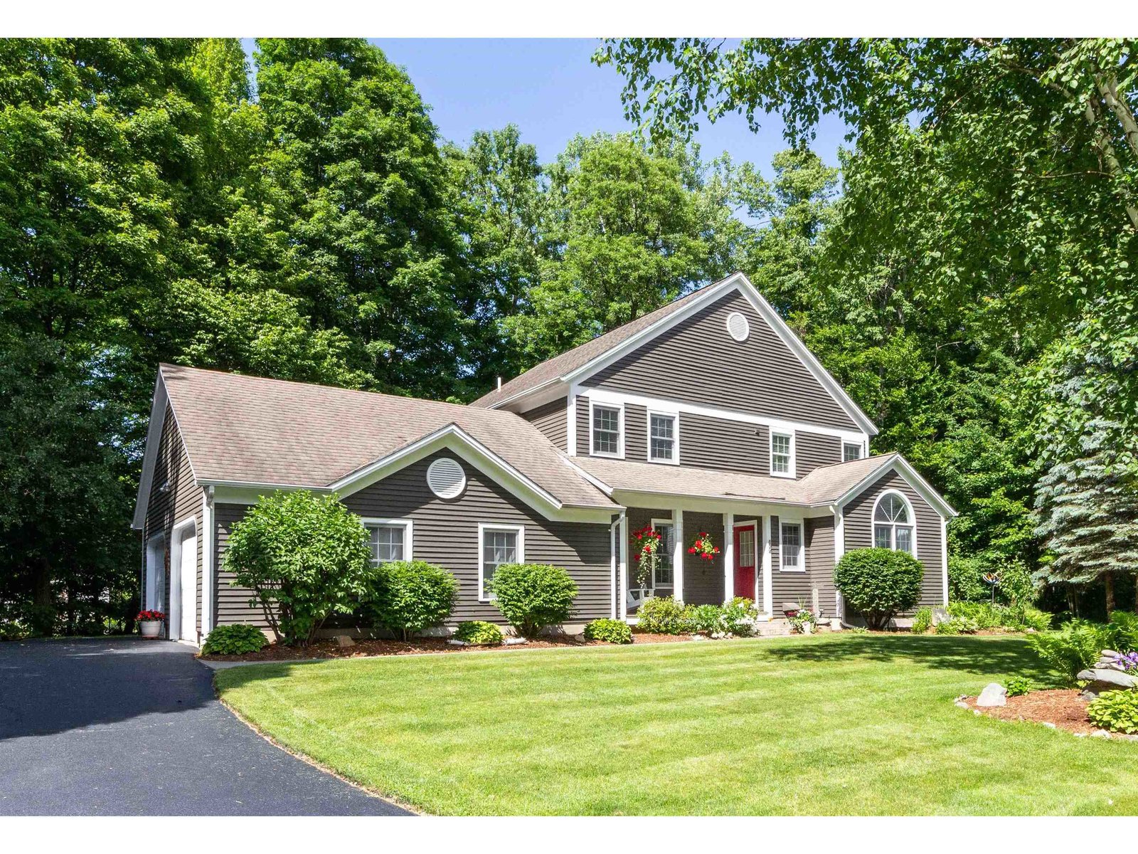 42 Cardinal Way