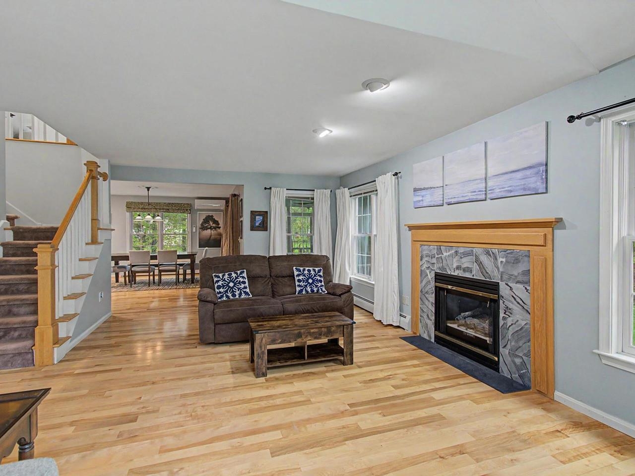 42 Cardinal Way