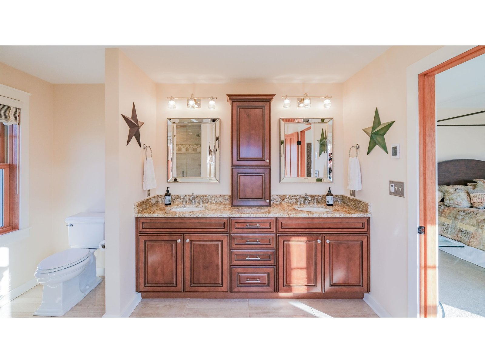 Primary bath