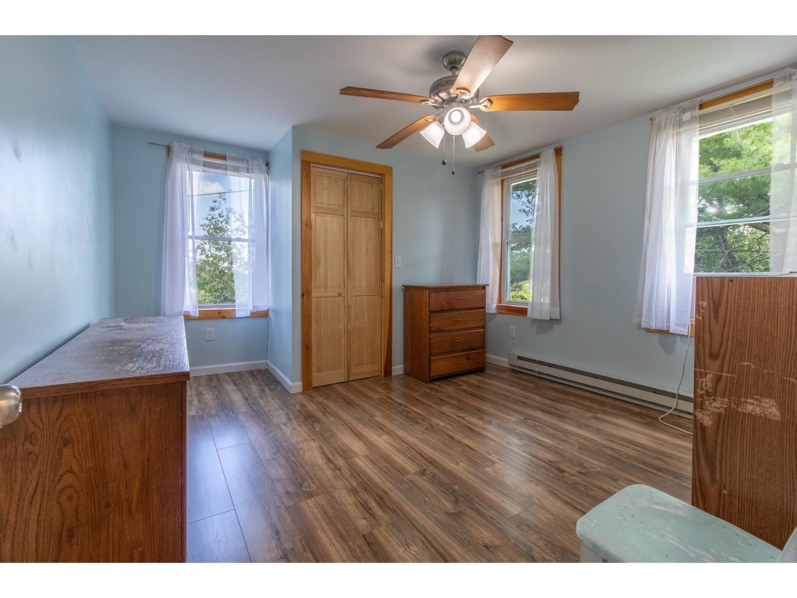 Bedroom/office