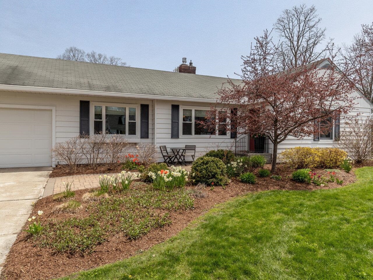 42 Fairmount Street