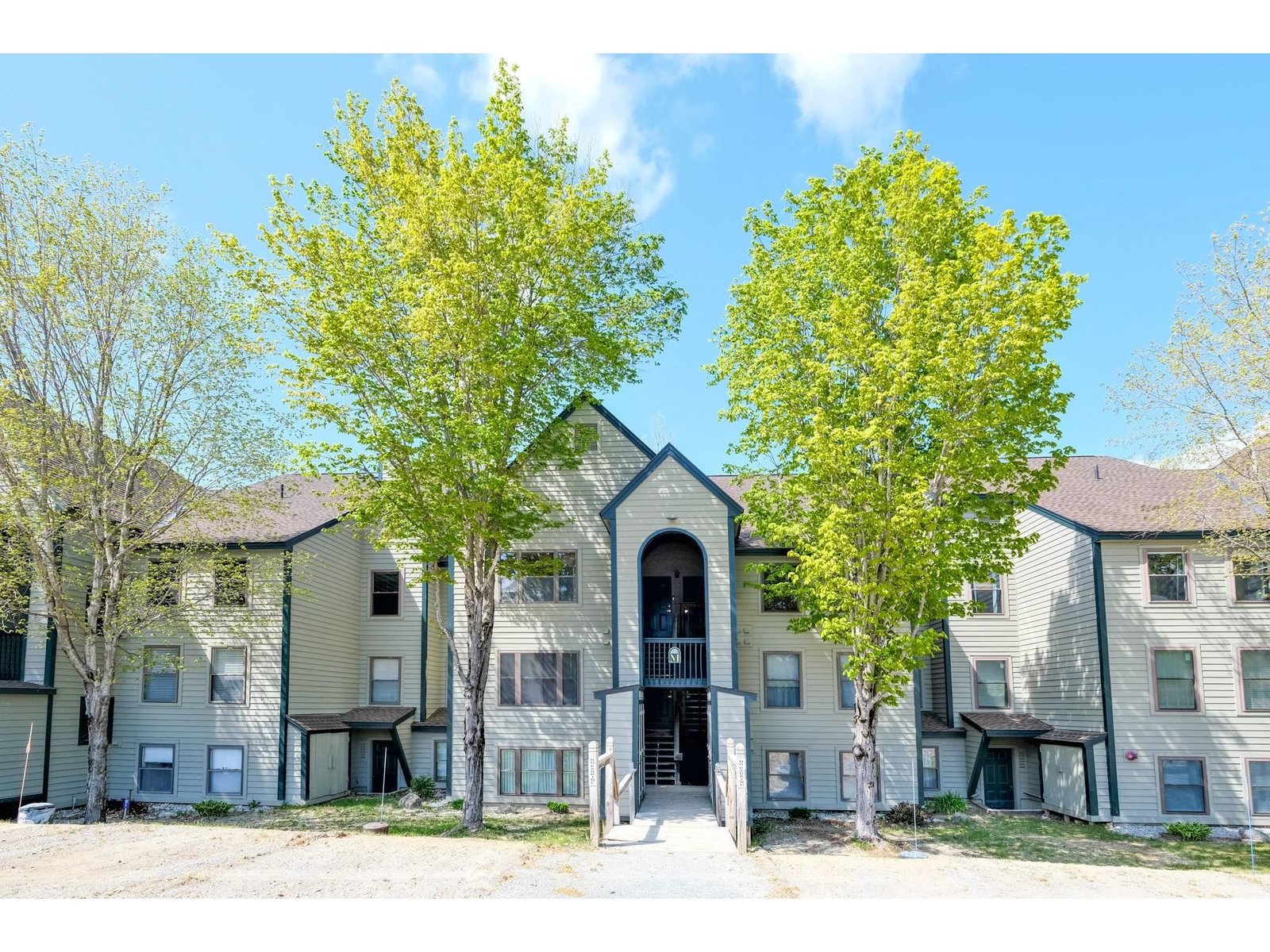 42 Harrison Lane, Unit M 205