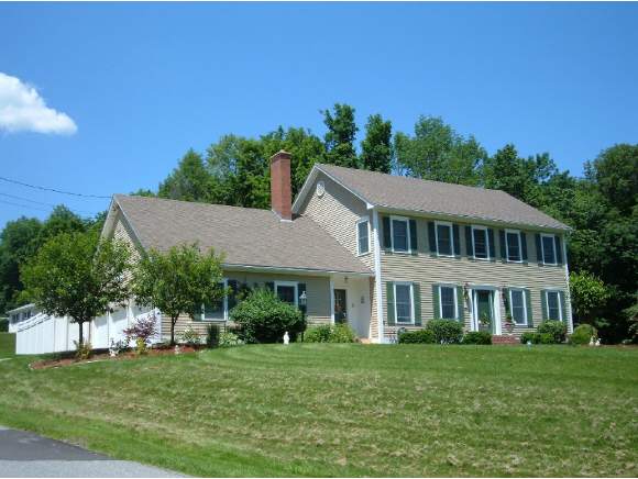 42 Hillcrest Ln