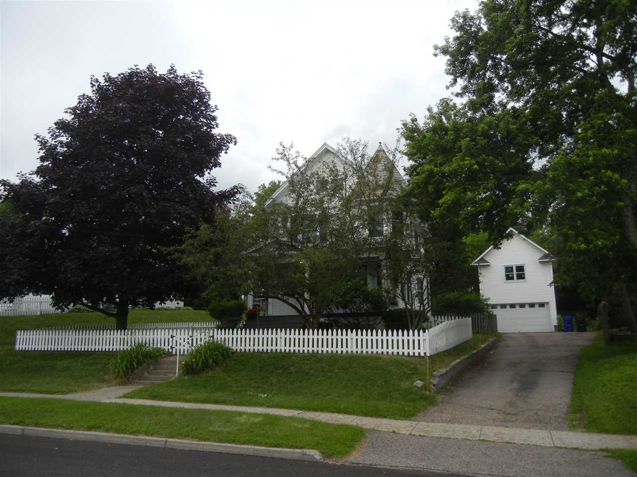 42 Lincoln Street
