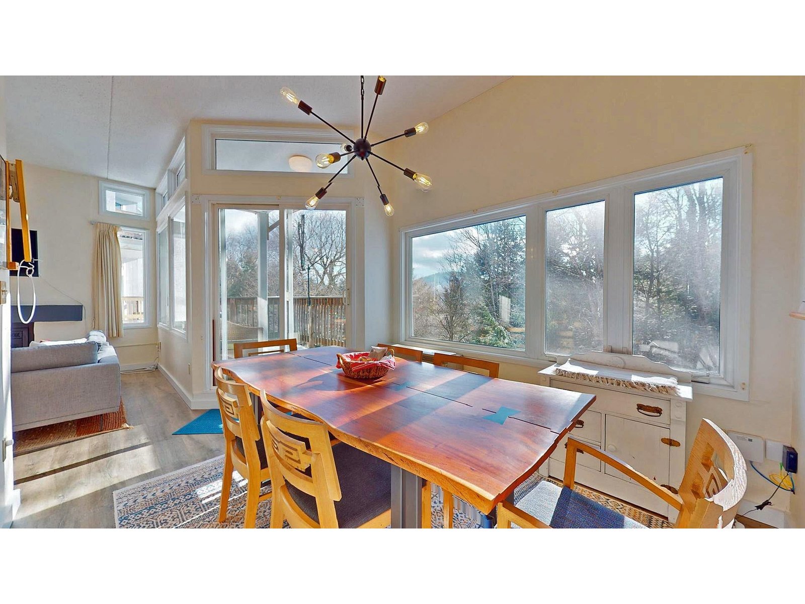 42 Lower Phase Road