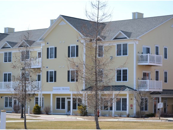 42 Severance Green, Unit 208