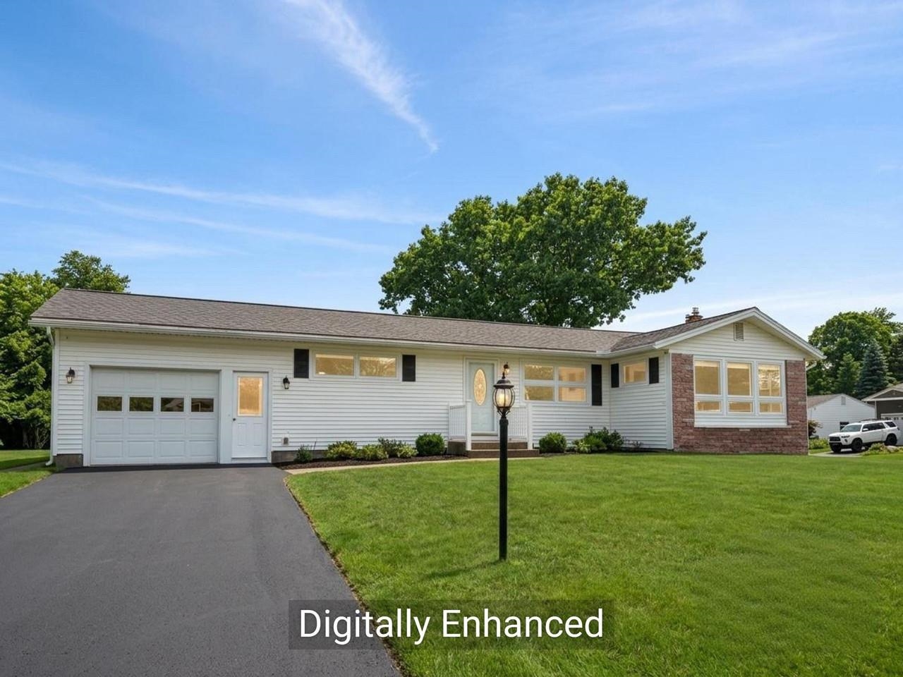 42 Suburban Square, South Burlington